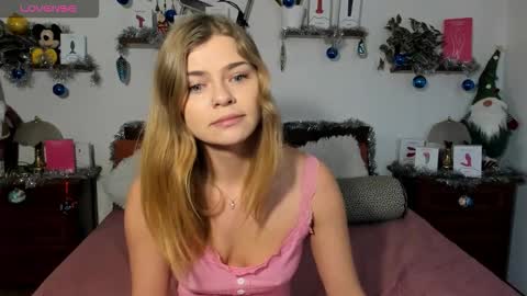 Haley online show from December 18, 8:42 am