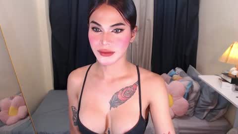 Selena the real cummer online show from July 23, 8:01 am