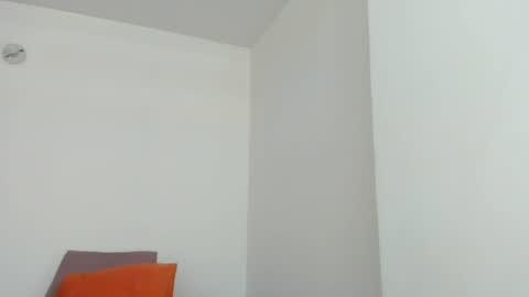 Snapshot of halle_1 chatting on July 21, 10:12 pm halle_1 online show from July 21, 10:12 pm