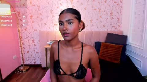 Snapshot of halleylorens chatting on July 15, 7:30 pm Halley Lorens online show from July 15, 7:30 pm