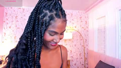 Snapshot of halleylorens chatting on July 27, 7:10 pm Halley Lorens online show from July 27, 7:10 pm