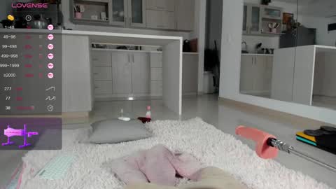 Snapshot of halliee chatting on December 16, 10:56 pm insta Laupalacio777Next stream 01th December online show from December 16, 10:56 pm