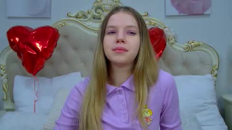 HallyBradley online show from March 3, 5:13 am