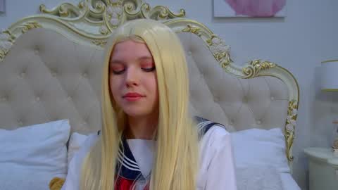 HallyBradley online show from March 12, 5:30 pm