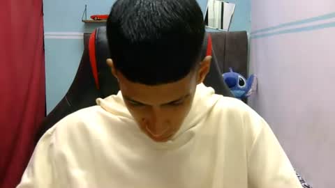 hamcummboy20 online show from June 21, 12:02 am