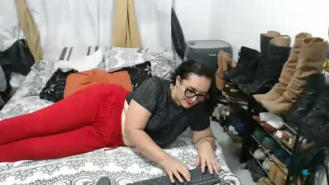 hammer9247 online show from October 27, 11:41 pm