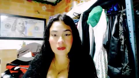 HANMy Dears make sure to follow me here create a FREE account if you dont have one and chat thank you. online show from October 20, 3:40 am