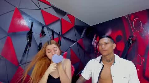 Snapshot of hana_and_zeta chatting on December 22, 12:35 pm Hana and Zeta online show from December 22, 12:35 pm