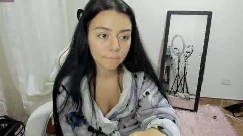 Hana Garcia online show from May 15, 11:01 pm