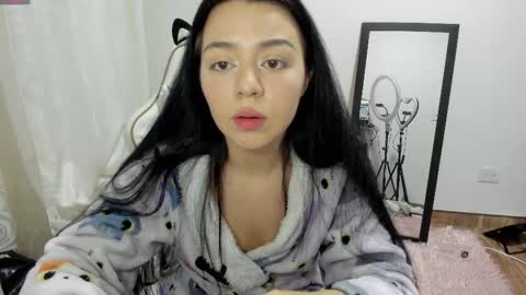 Hana Garcia online show from May 16, 12:40 am