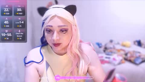 Snapshot of hana_hyuga1 chatting on October 19, 12:44 am Hana Hyuga .   Please help me reach 200 thumbs up online show from October 19, 12:44 am