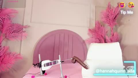 hanaahquinn online show from February 10, 11:36 am