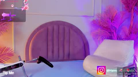 hanaahquinn online show from March 17, 11:35 am