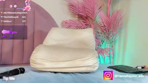 hanaahquinn online show from April 29, 5:30 pm