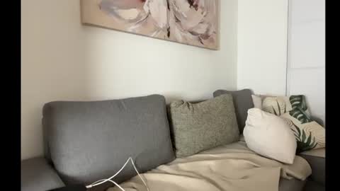 hanahwoods online show from June 10, 10:14 am