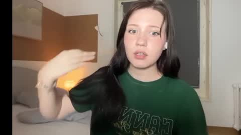 hanahwoods online show from June 11, 12:32 am
