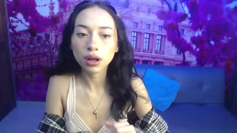 Snapshot of hanaku_8 chatting on December 2, 2:30 pm Hanaku online show from December 2, 2:30 pm