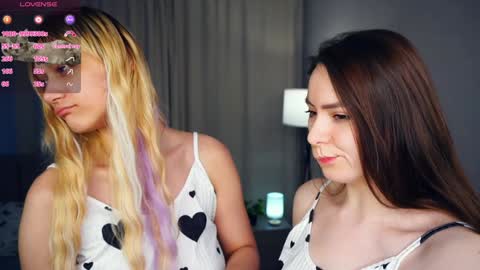 Snapshot of hanalif chatting on February 4, 6:14 am Blair and Ethel online show from February 4, 6:14 am