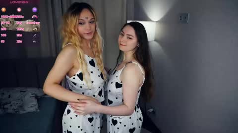 Snapshot of hanalif chatting on February 17, 6:42 am Blair and Ethel online show from February 17, 6:42 am