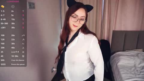 Snapshot of hanalif chatting on September 19, 6:37 am Blair and Ethel online show from September 19, 6:37 am