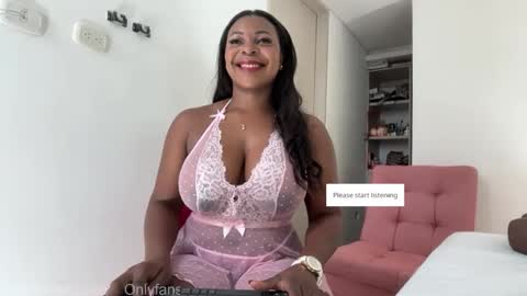 Snapshot of hanarosio1994 chatting on October 1, 2:45 pm Hana online show from October 1, 2:45 pm