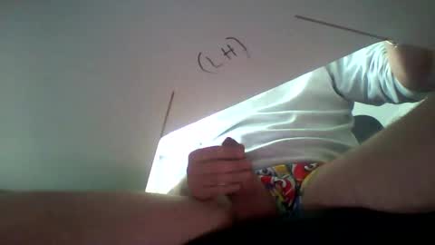 Snapshot of hand_ball_32 chatting on January 16, 10:55 pm hand_ball_32 online show from January 16, 10:55 pm