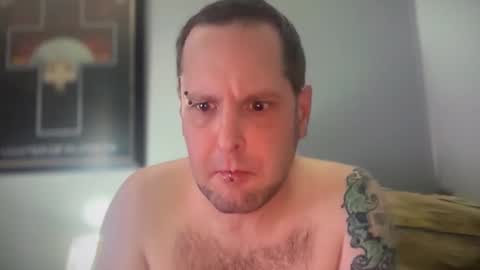 Snapshot of hand_banana_420 chatting on December 1, 4:28 am hand_banana_420 online show from December 1, 4:28 am