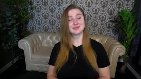 Snapshot of handsome_d_ chatting on September 15, 6:02 am Dayana online show from September 15, 6:02 am