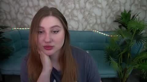 Snapshot of handsome_d_ chatting on October 19, 5:52 am Dayana online show from October 19, 5:52 am