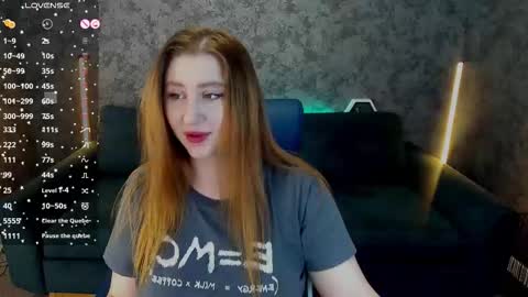 Snapshot of handsome_d_ chatting on December 1, 7:24 am Dayana online show from December 1, 7:24 am