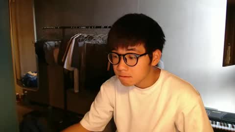 handsome_mannn online show from October 3, 2:03 pm