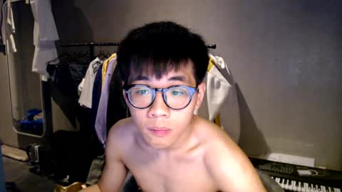 Snapshot of handsome_mannn chatting on July 14, 10:48 pm handsome_mannn online show from July 14, 10:48 pm