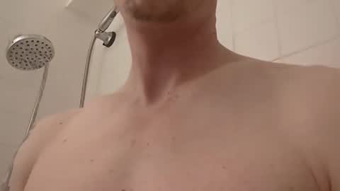 handsomerob42 online show from January 11, 6:35 pm