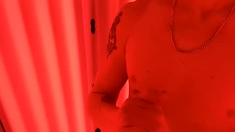 handsomerob42 online show from February 24, 7:06 am