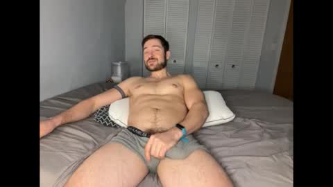 handsumhung online show from February 7, 5:49 pm