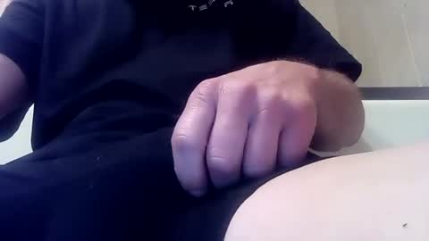 handsumload_11 online show from January 26, 12:05 am