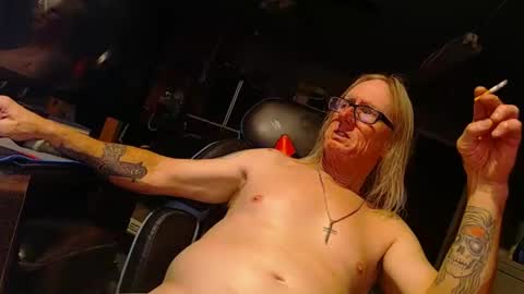 Handystudman online show from November 9, 10:35 am