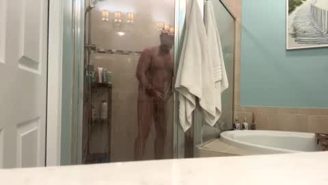 hangit0ut online show from October 23, 11:09 am