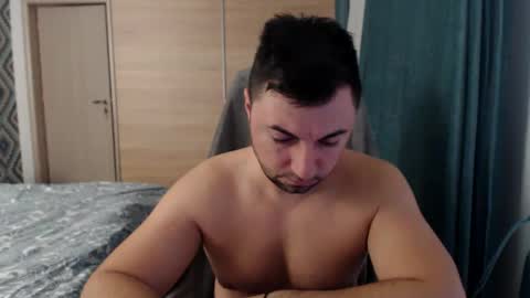 Snapshot of hankmalone chatting on January 6, 4:26 am HankMalone online show from January 6, 4:26 am