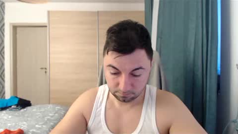 Snapshot of hankmalone chatting on February 27, 4:41 am HankMalone online show from February 27, 4:41 am