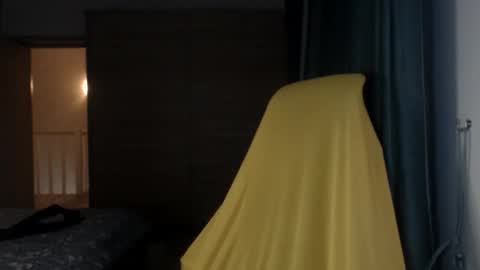 Snapshot of hankmalone chatting on October 12, 4:00 am HankMalone online show from October 12, 4:00 am