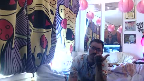 Snapshot of hankrams chatting on September 28, 7:08 pm hank rams online show from September 28, 7:08 pm