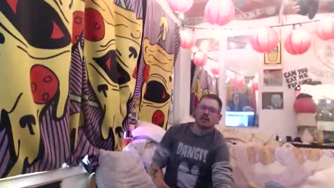 Snapshot of hankrams chatting on October 29, 10:33 pm hank rams online show from October 29, 10:33 pm