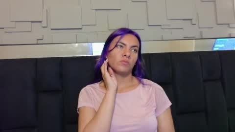 Hanna online show from November 8, 6:40 pm