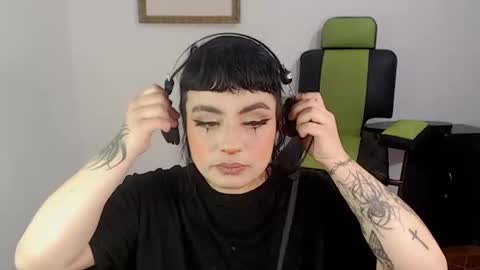 JUANA online show from January 4, 6:30 am