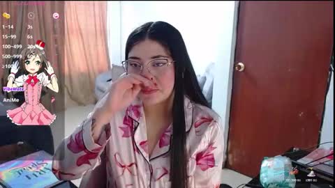 Snapshot of hanna__11_ chatting on November 6, 8:43 pm Hanna online show from November 6, 8:43 pm