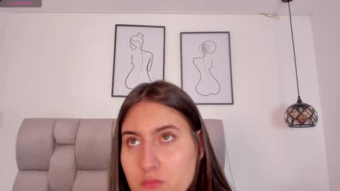 hanna__evans_ online show from February 13, 12:12 pm