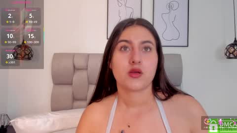 hanna__evans_ online show from April 4, 11:08 am