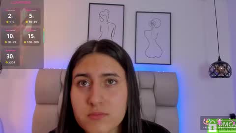 hanna__evans_ online show from May 18, 11:27 am