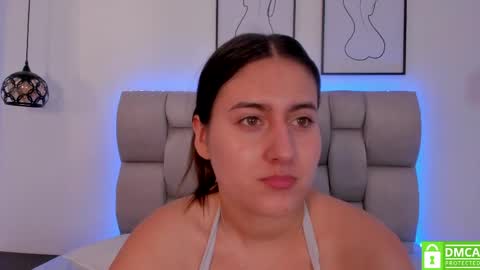 hanna__evans_ online show from May 20, 11:27 am